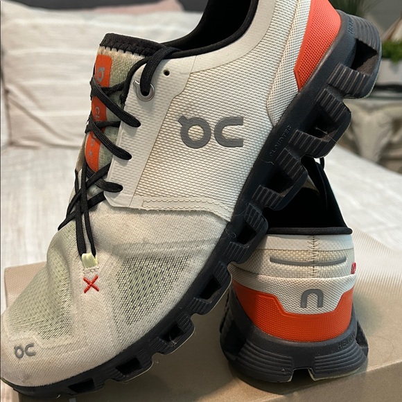 On Cloud X 3 Running Shoes - White and Black - Picture 2 of 3